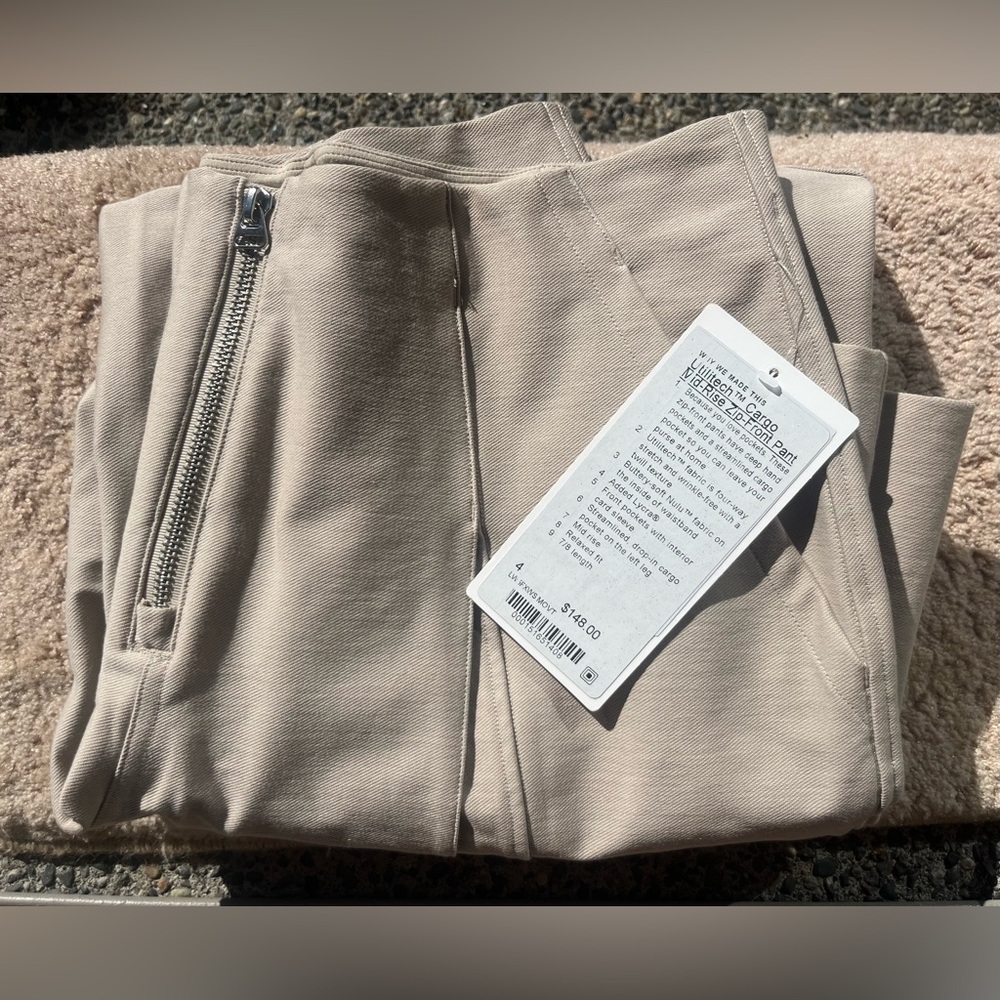 NEW Utilitech Cargo Mid-Rise Zip-Front Pant Lululemon Athletica size 4